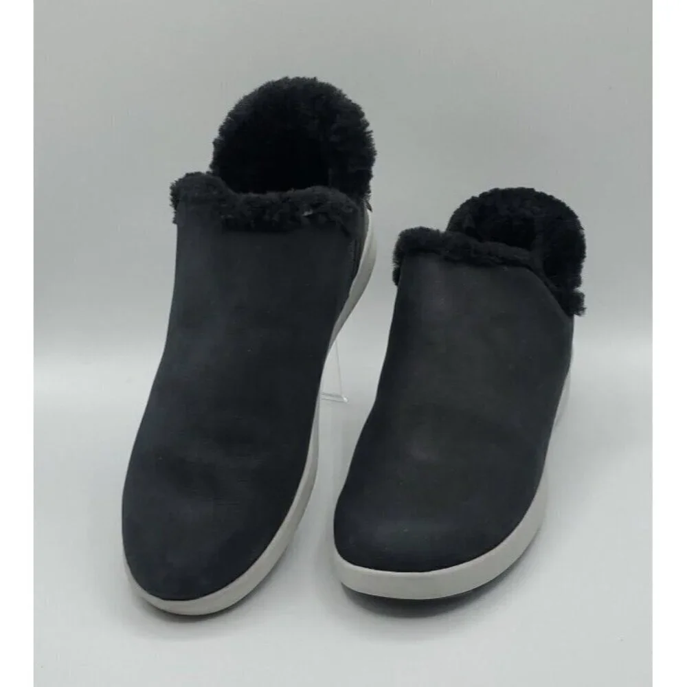 Olukai Malua Hulu Boots Women's Black Size 7 Shearling Lined Nubuck Leather